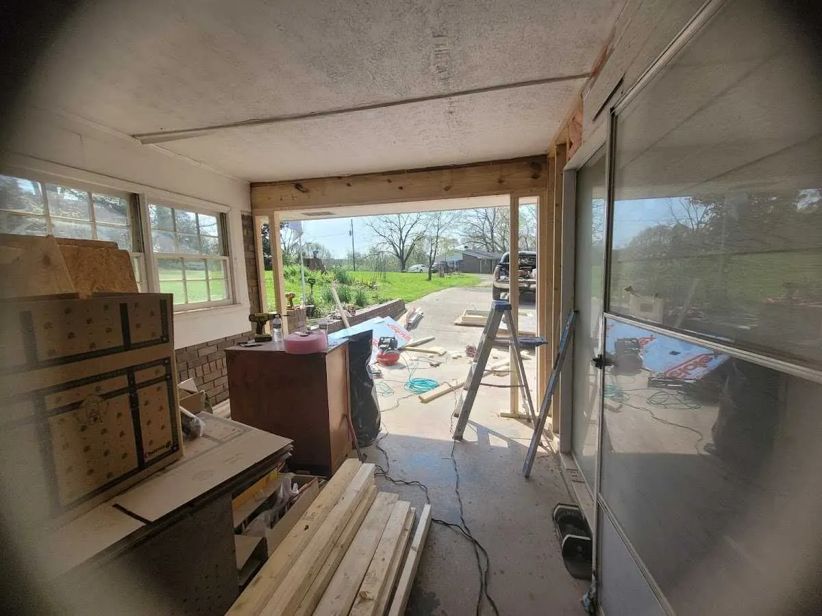 Air movers and dehumidifier for Drying & Dehumidification in Webb City